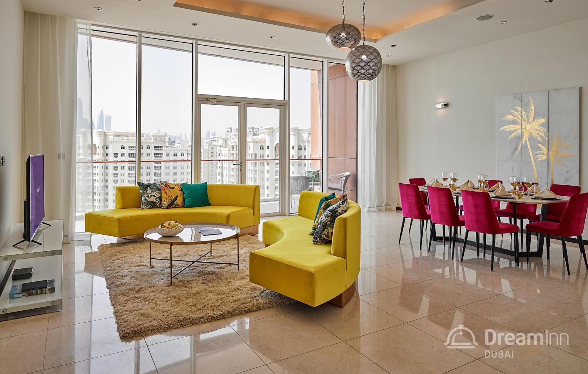 Dream - Tiara Apartemen Dubai
