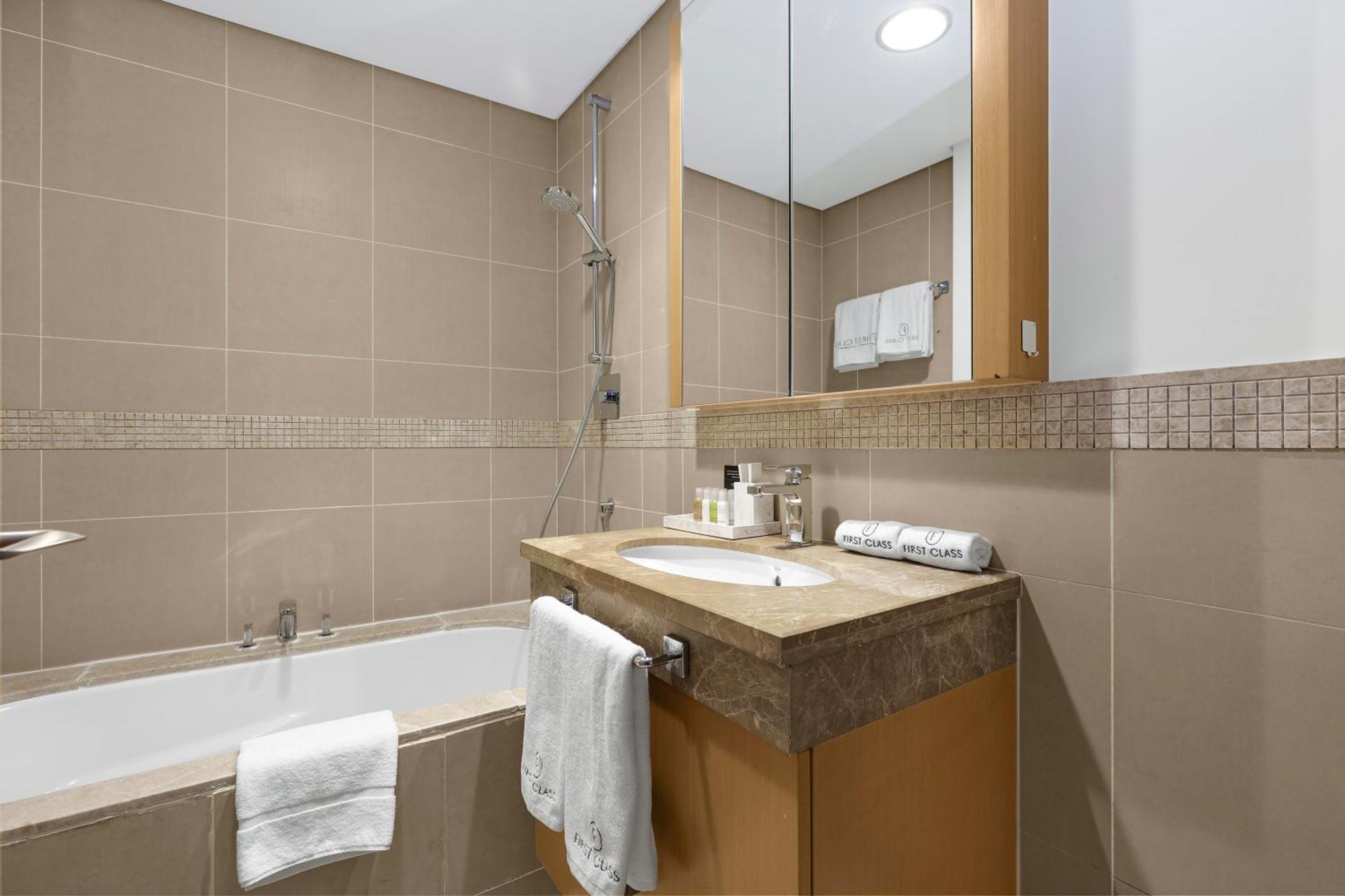 First Class 1br With Skyline View Appartamento *