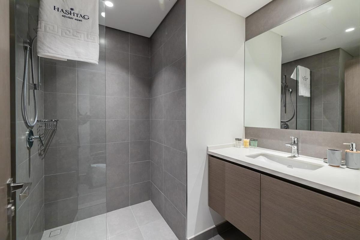 Spacious 2bdr In Creek Harbor With View Dubaï