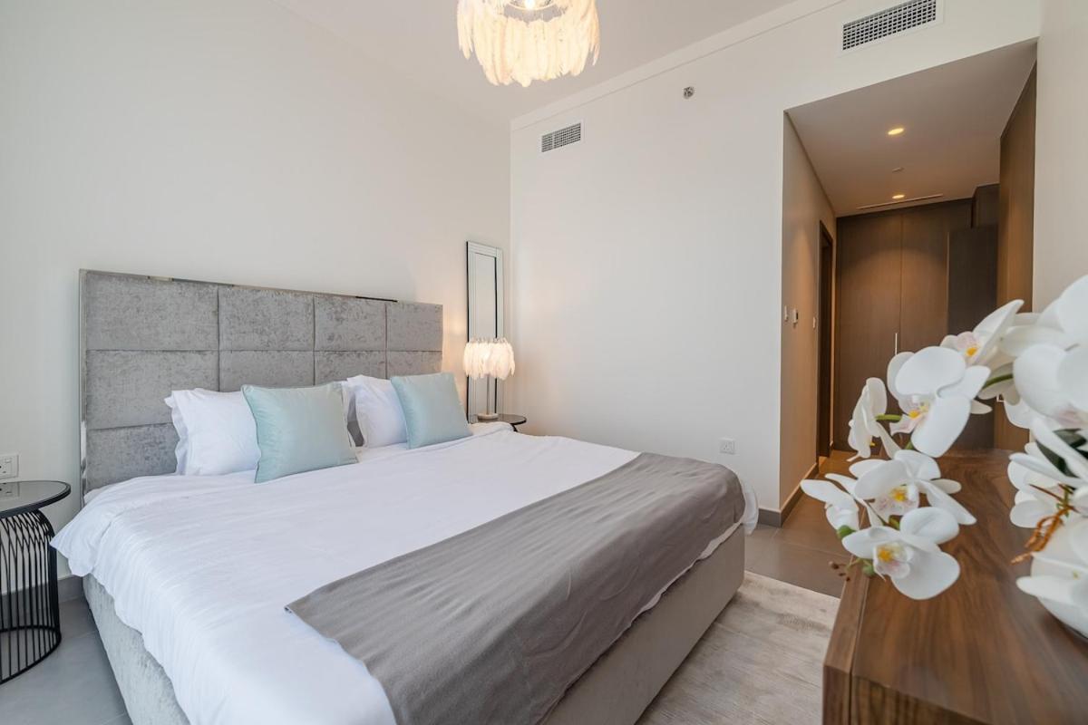 Spacious 2bdr In Creek Harbor With View Appartement Dubaï