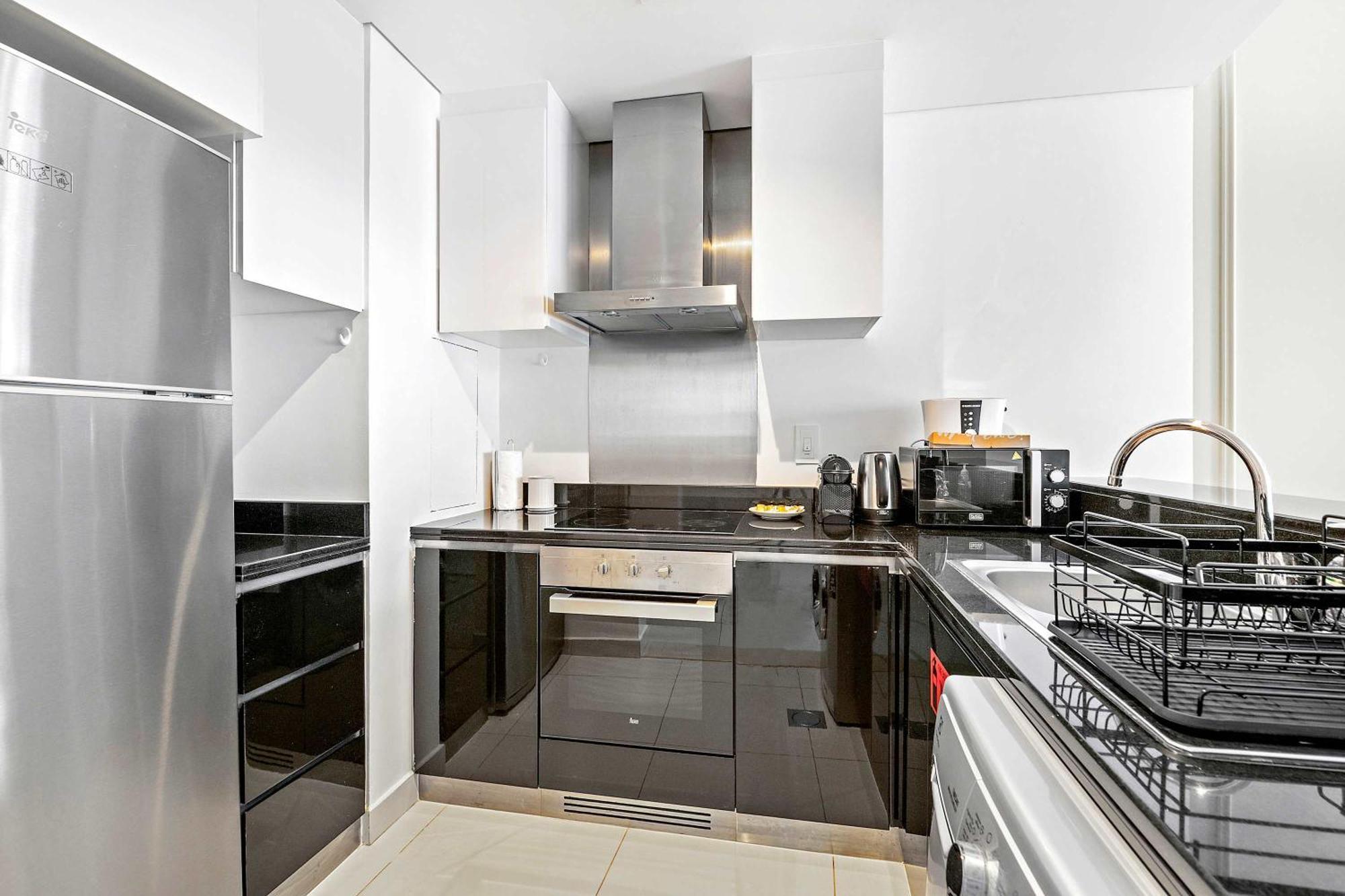 Silkhaus Marina Modern Tower 1bdr On High Floor Apartment