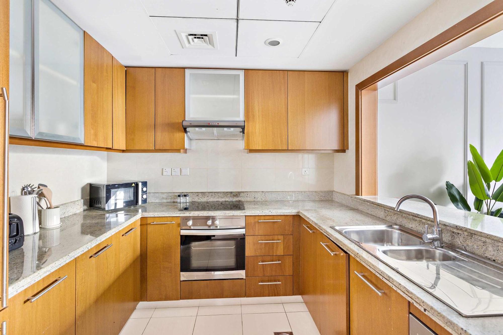 Silkhaus Spacious 1bdr In Downtown At Standpoint Dubái