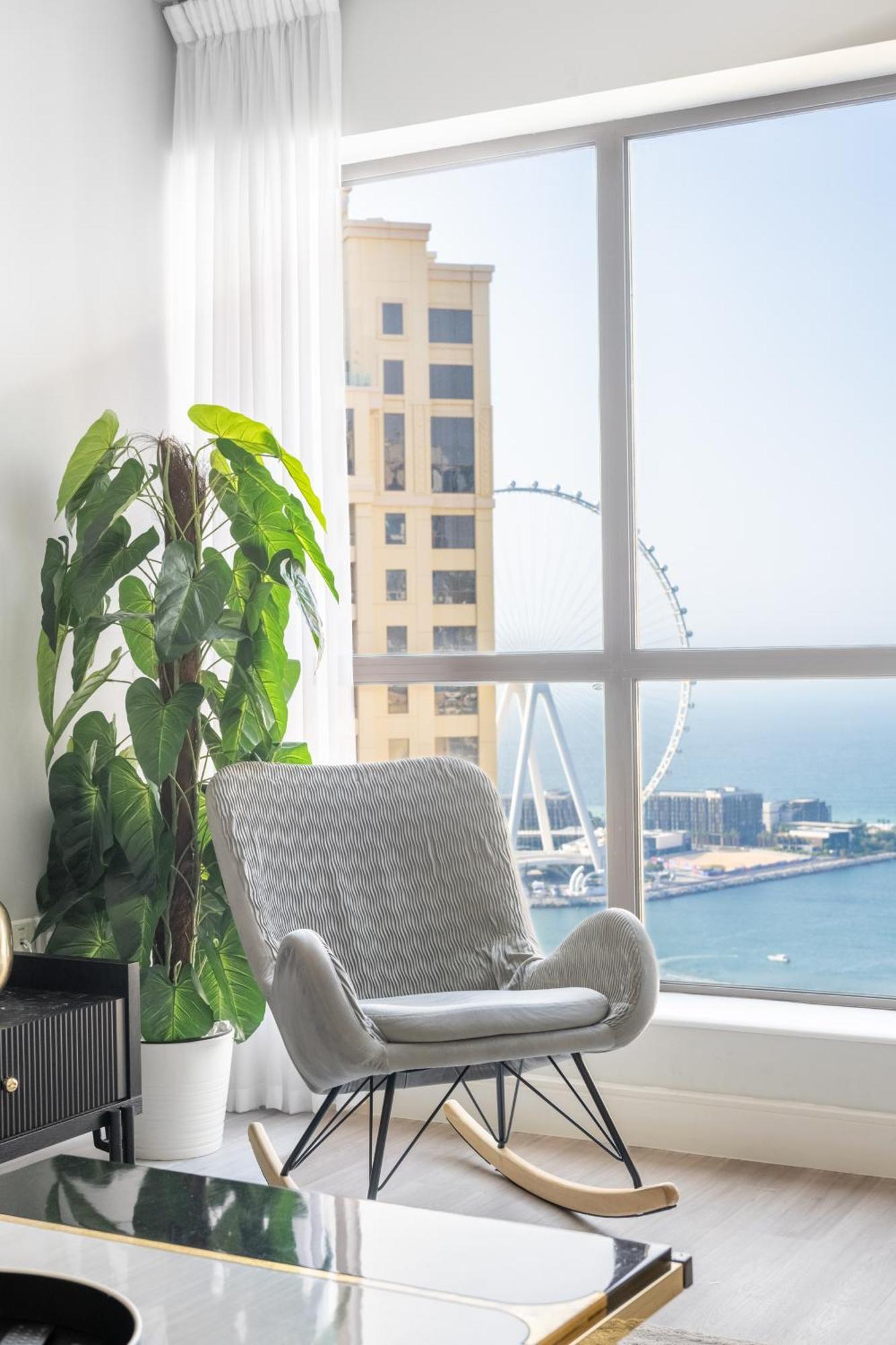 Luxury Jbr - Full Sea View - Free 5* Access Appartamento *
