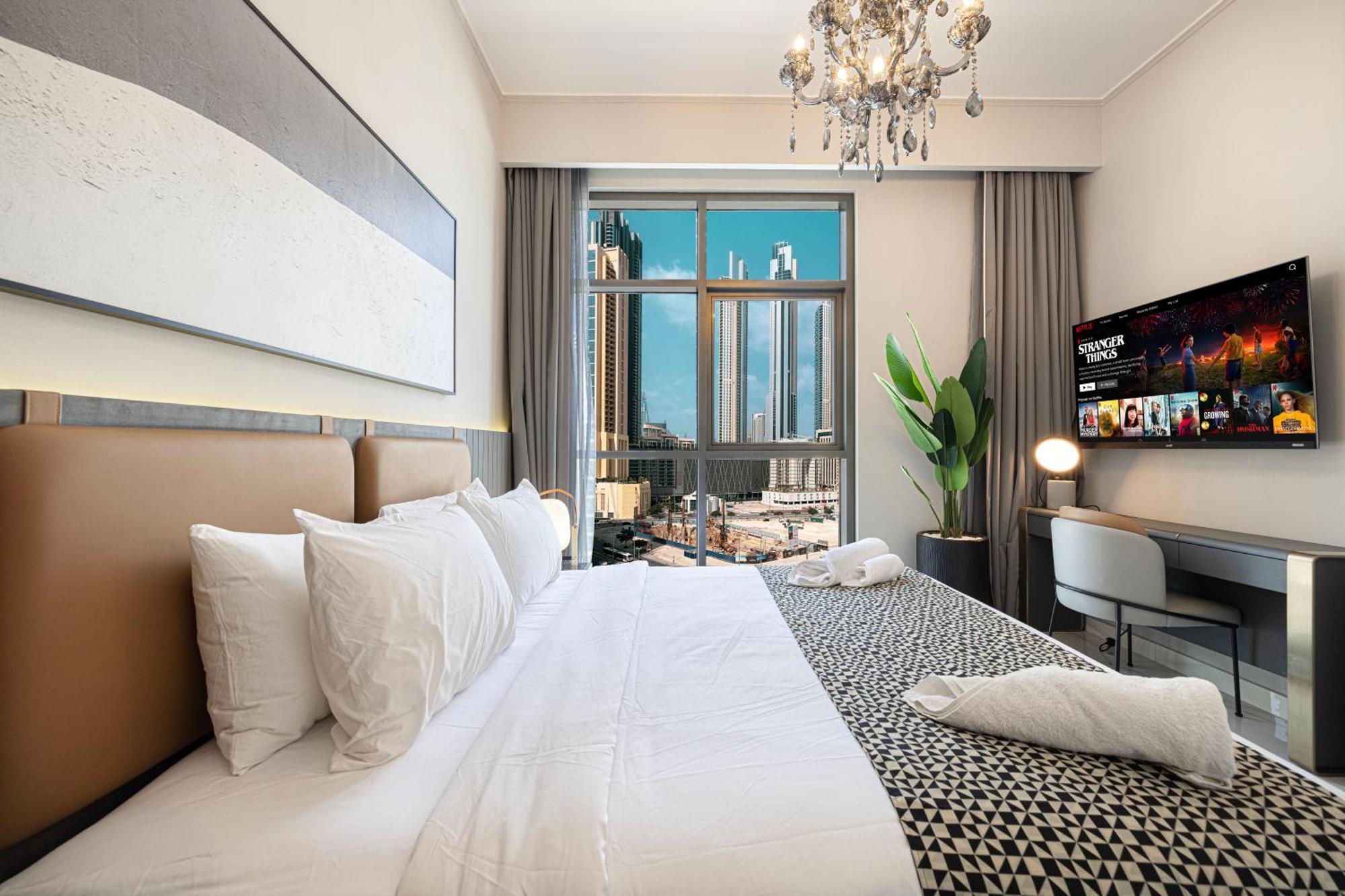 Apartment 2br Gem Steps From Mall & Burj Dubai