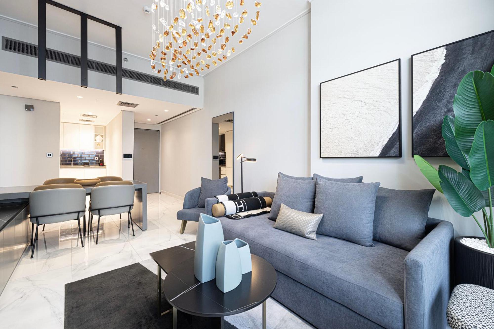 2br Gem Steps From Mall & Burj Apartment