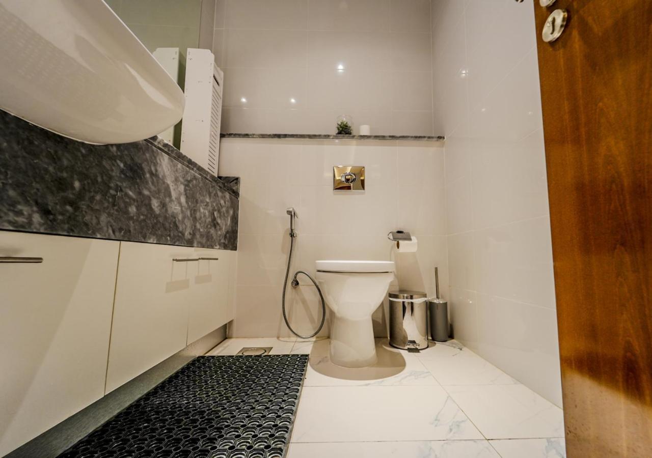 Spacious 1br In Habtoor With Canal Views & Close To Mall *