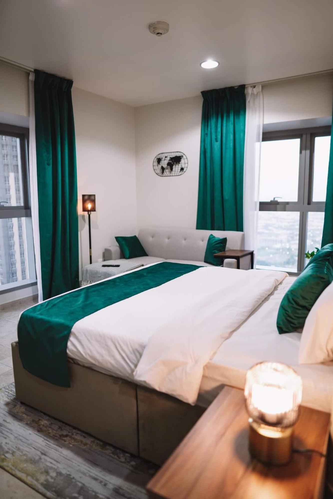 Apartment Marina Sea View,elegant And Spacious - High Floor *