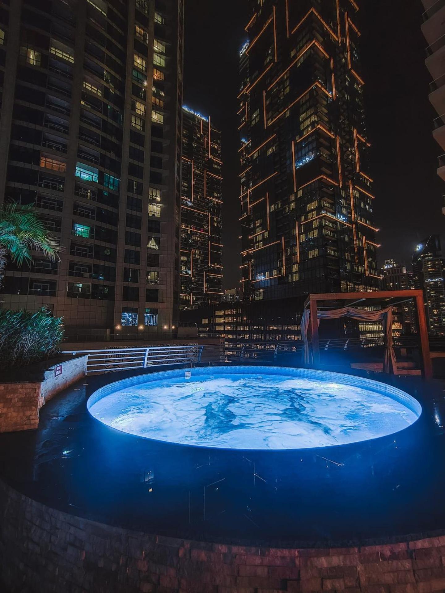 Marina Sea View,elegant And Spacious - High Floor *