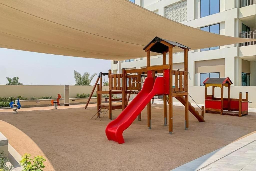 Spacious 3br, Private Access Appartement Dubaï