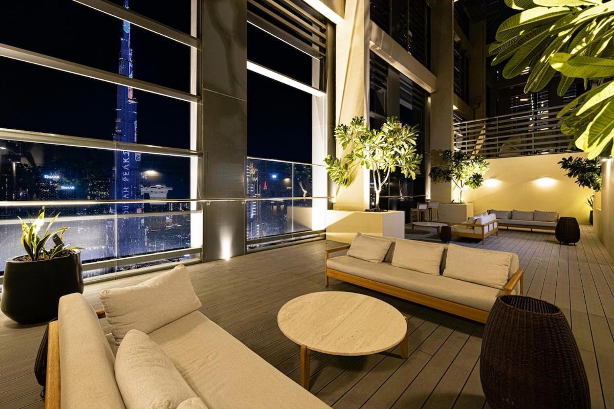 Fabulous 2br With Burj Khalifa And Fountain Views - 5-min Walk To Mall And Souk Al Bahar Appartement