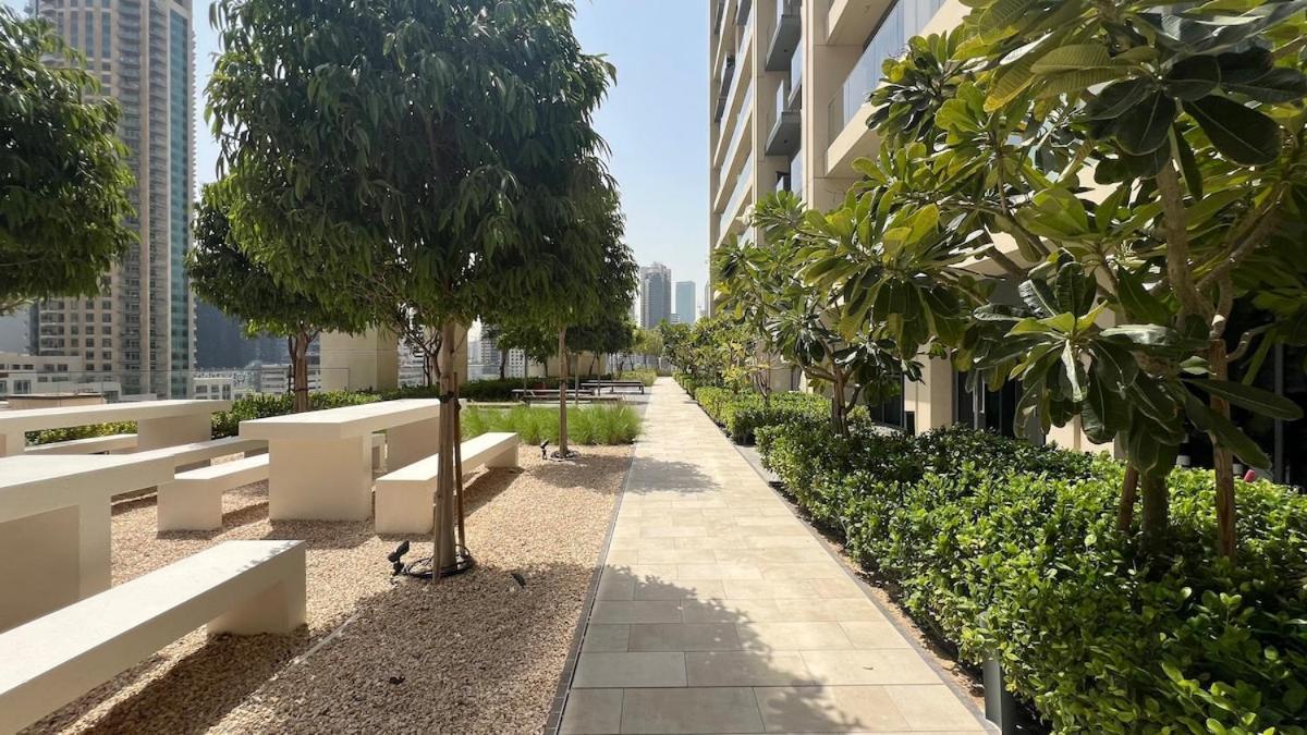Fabulous 2br With Burj Khalifa And Fountain Views - 5-min Walk To Mall And Souk Al Bahar Dubaï