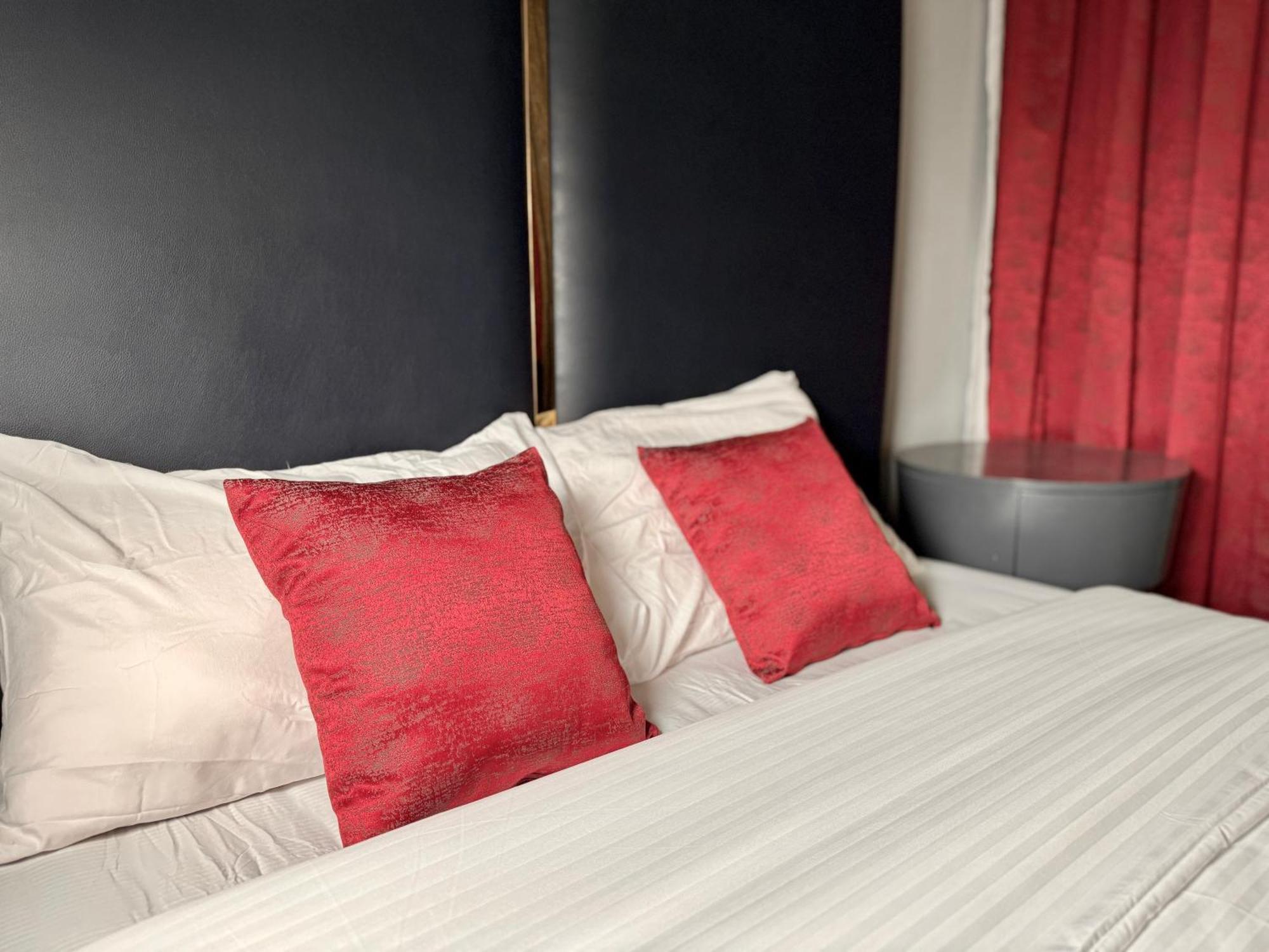 Al Manara Classic Deluxe Apartment