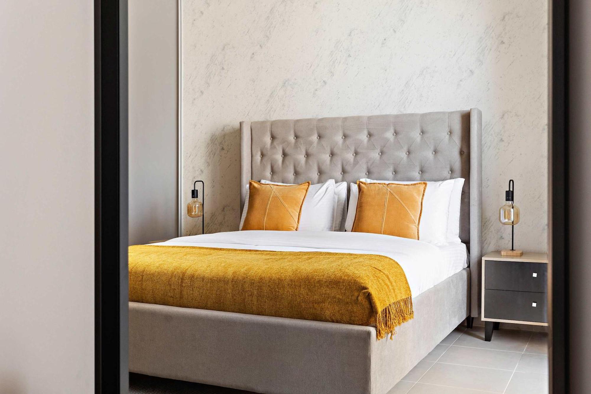 Silkhaus Spacious In Boulevard With Gym & Pool