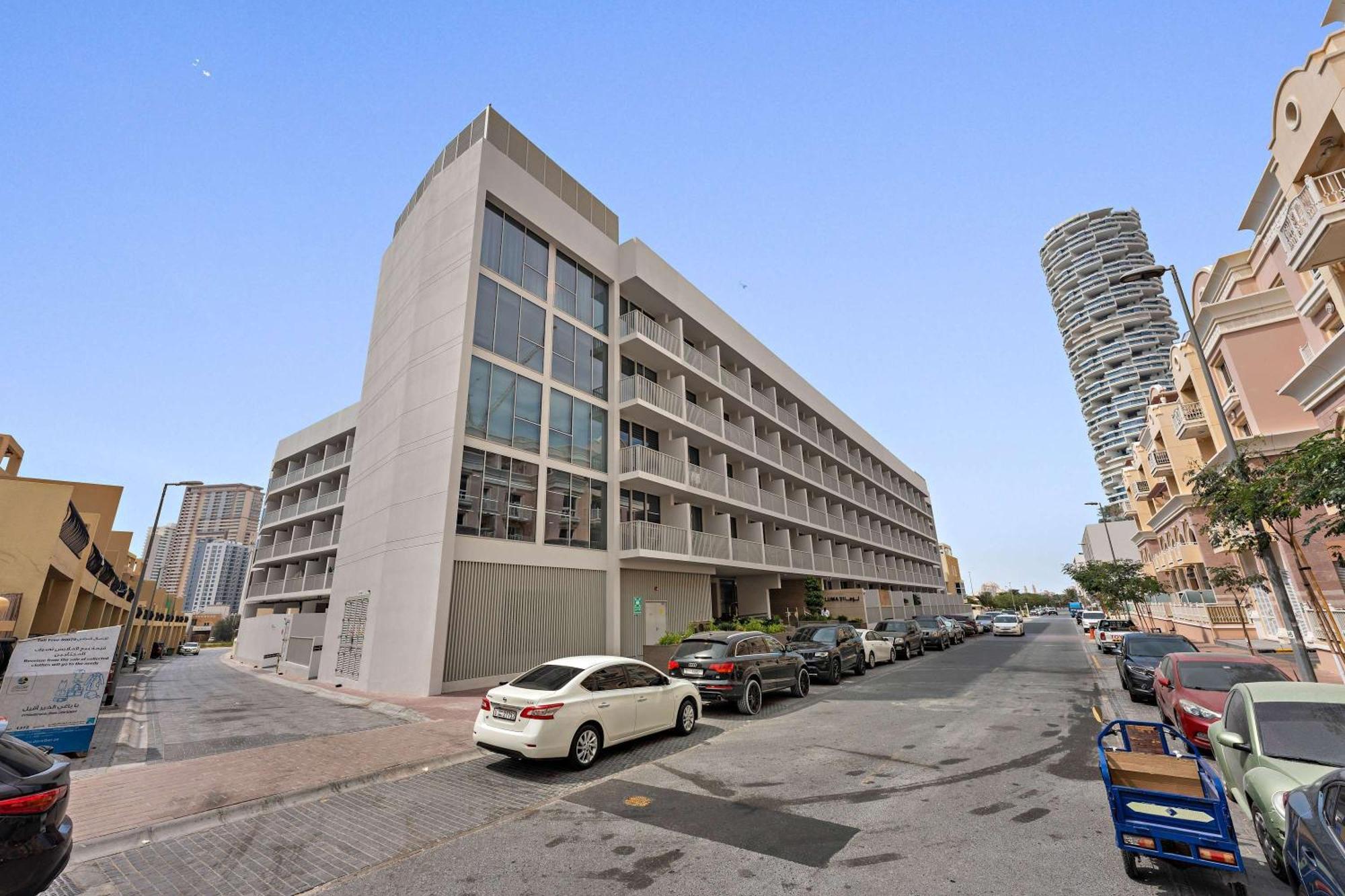 Silkhaus In Jvc New At Luma21 With Double Bed Apartment *