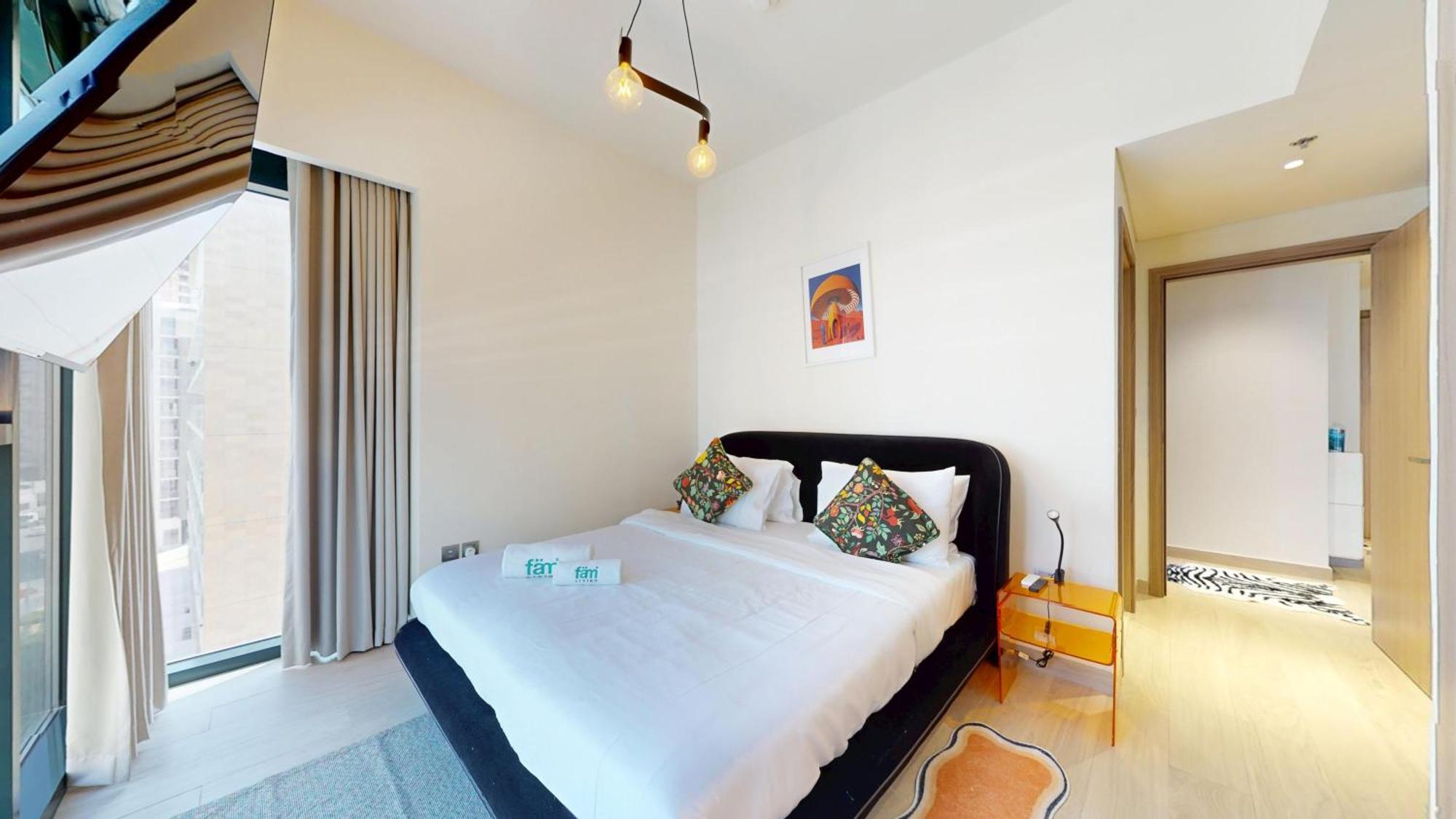 Fam Living -azizi Rivera 43 ,2br,luxury And Cozy Dubaï