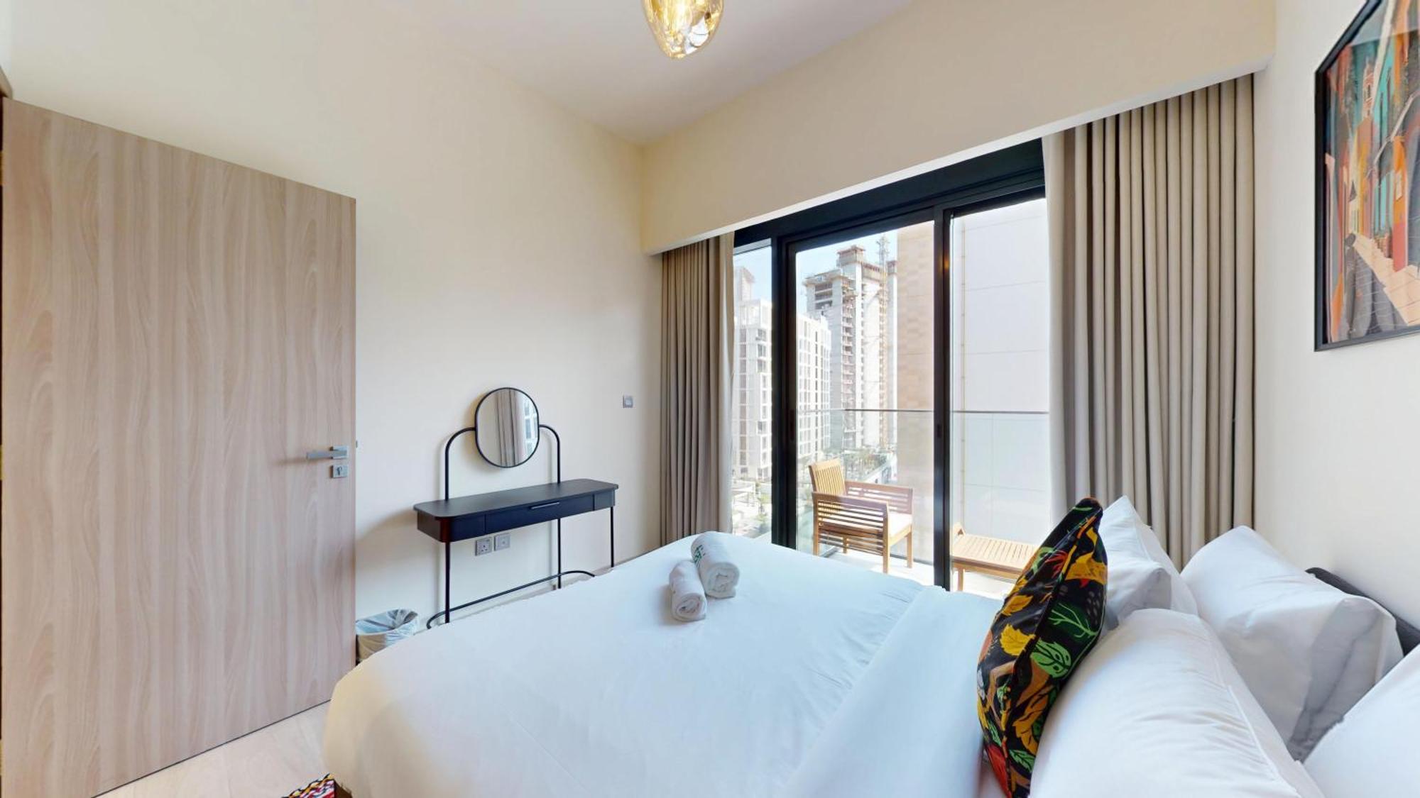 Fam Living -azizi Rivera 43 ,2br,luxury And Cozy * Dubaï
