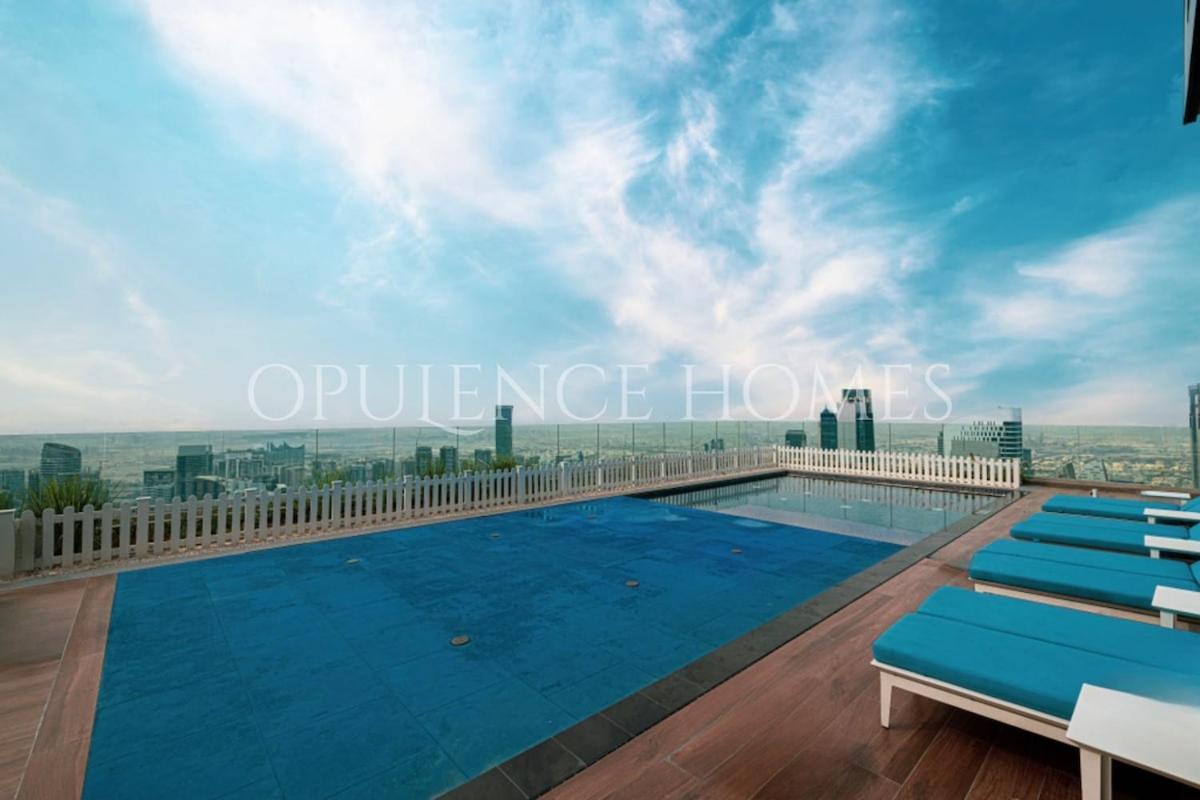 Burj Khalifa Views From The Highest Infinity Pool In