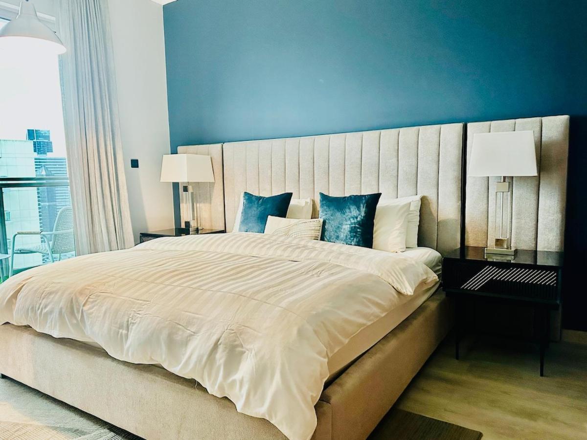 I Burj Retreat I Piano & Workstation Appartement *