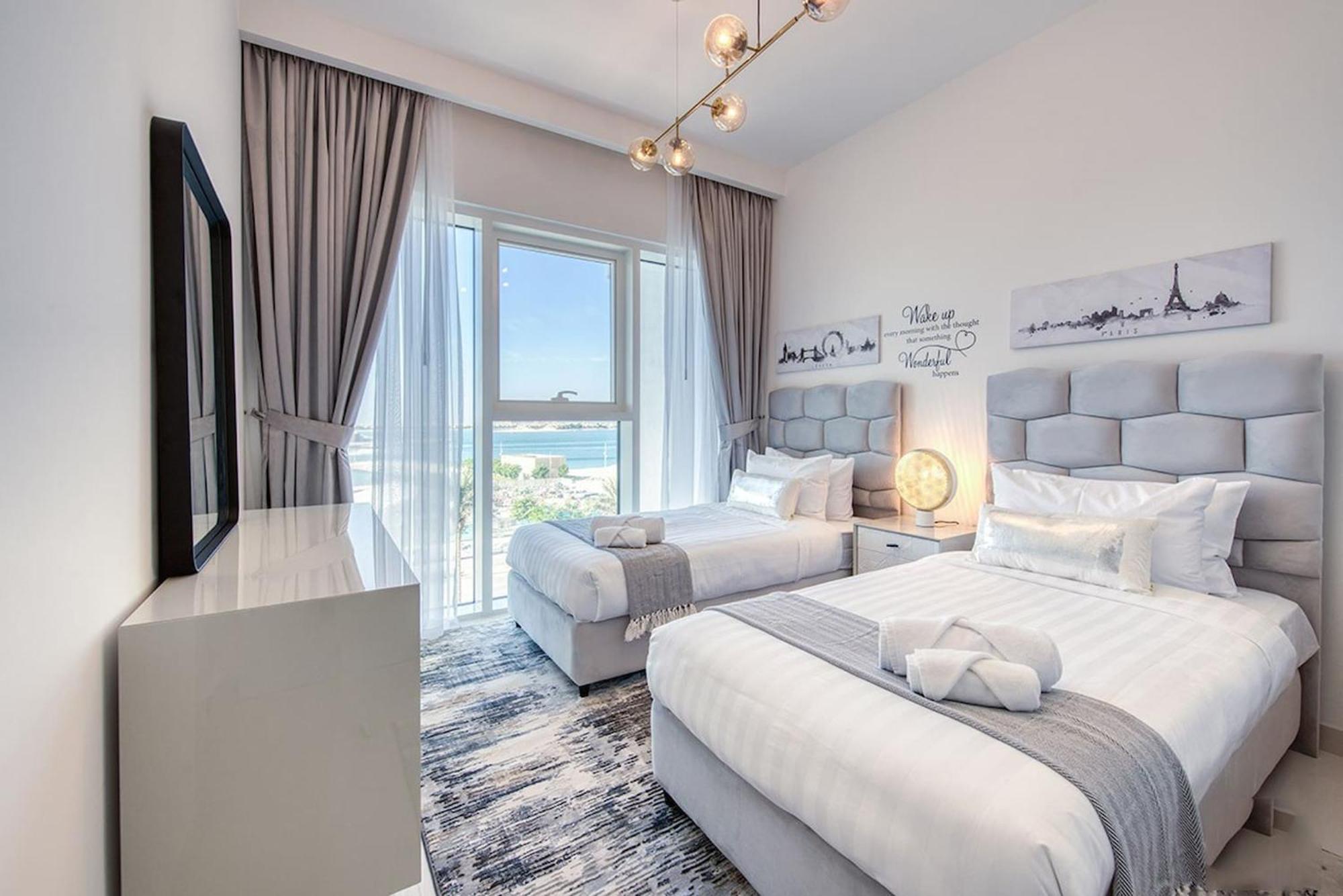 Appartement 2br In Sunrise Bay Tower 1 By Pk Holidays Dubaï