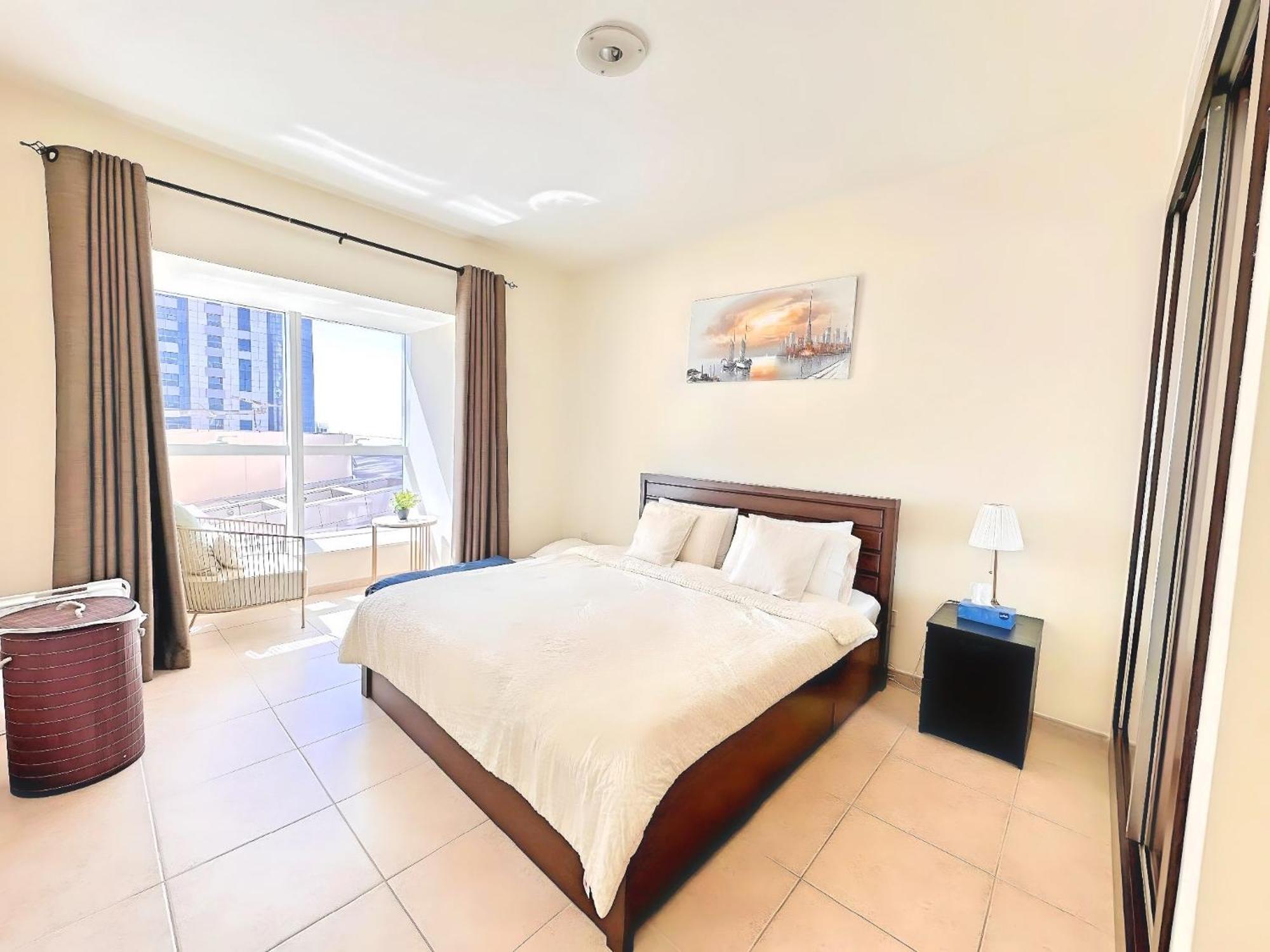 Stunning 1 Bedroom In Marina Apartamento