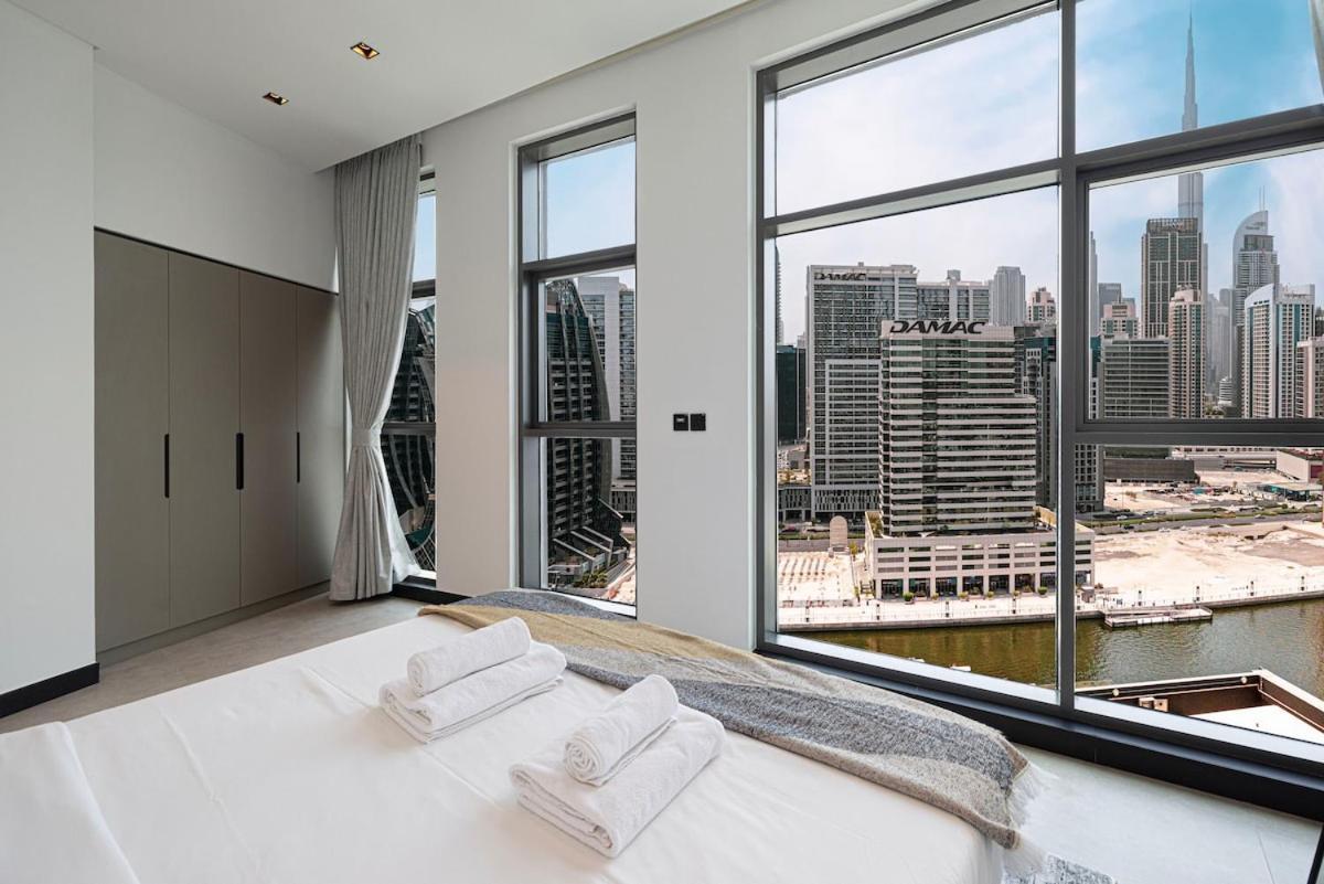 Appartement Luxury 2br Burj Khalifa And Canal View Pool Jacuzzi *
