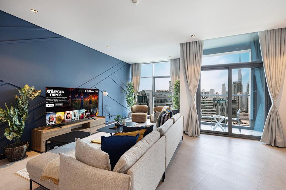 Luxury 2br Burj Khalifa And Canal View Pool Jacuzzi Appartement Dubaï