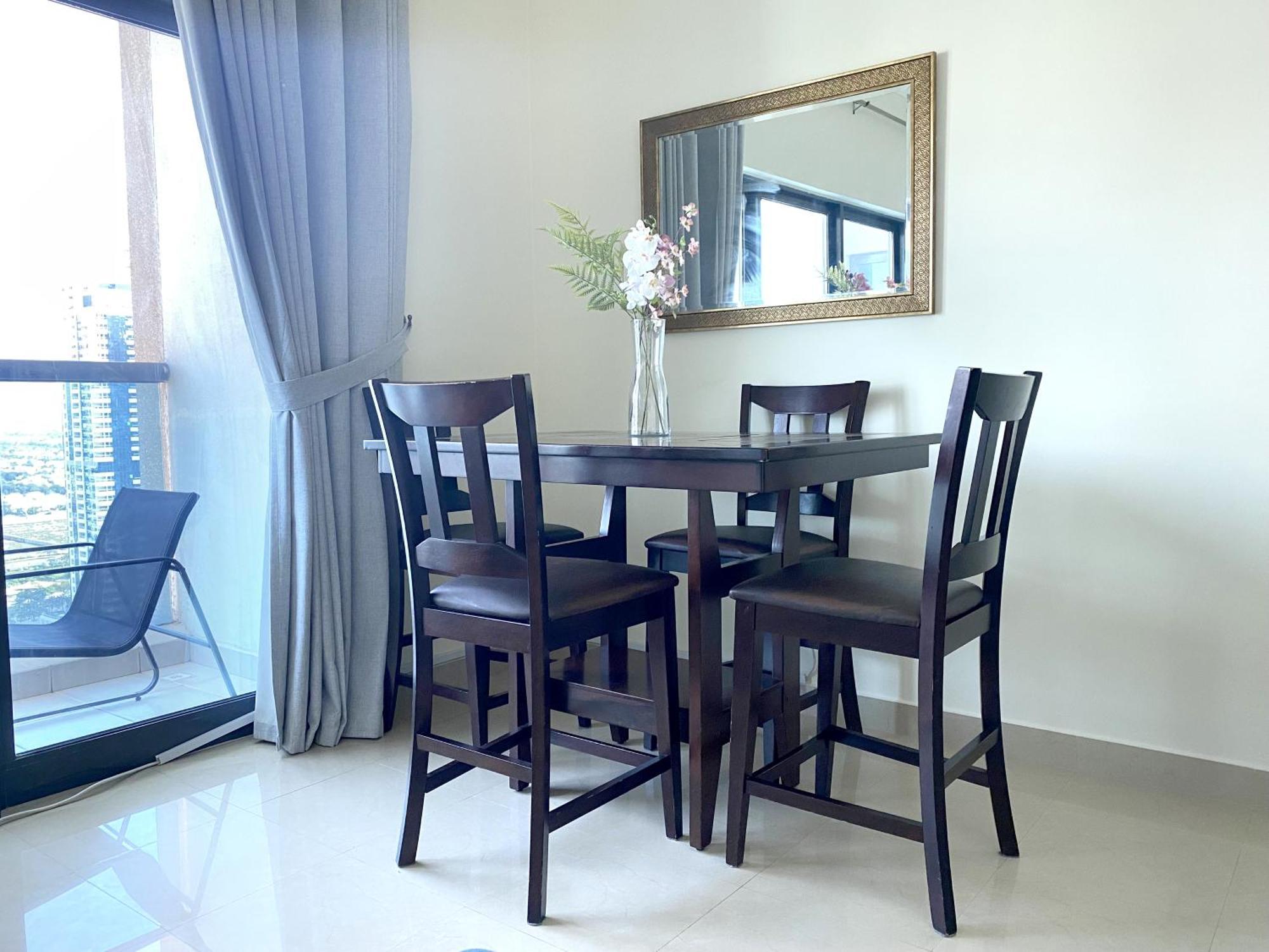 Appartement Marina View, Close To & Metro Dubaï