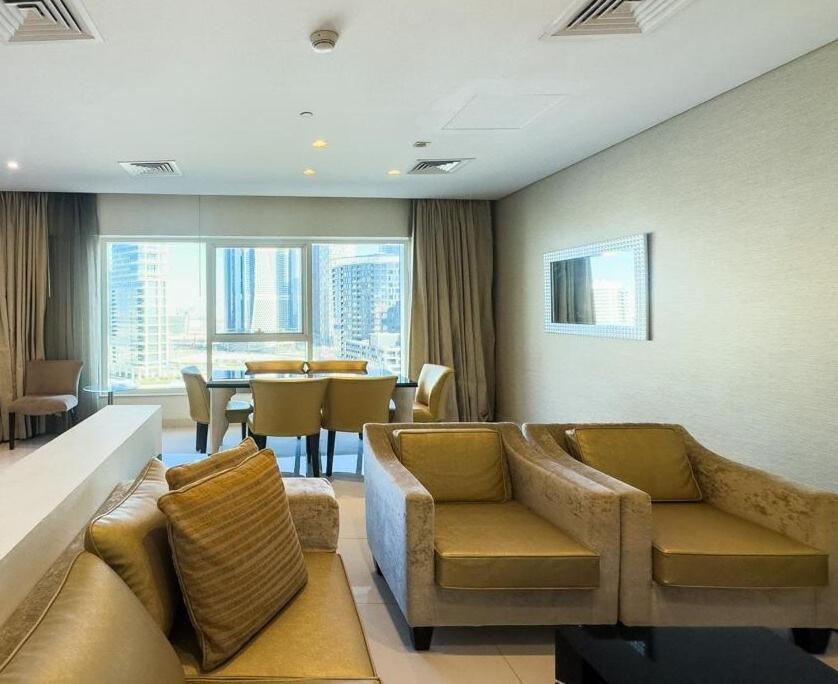 Luxe 2br - Downtown - Canal Views Appartement Dubaï
