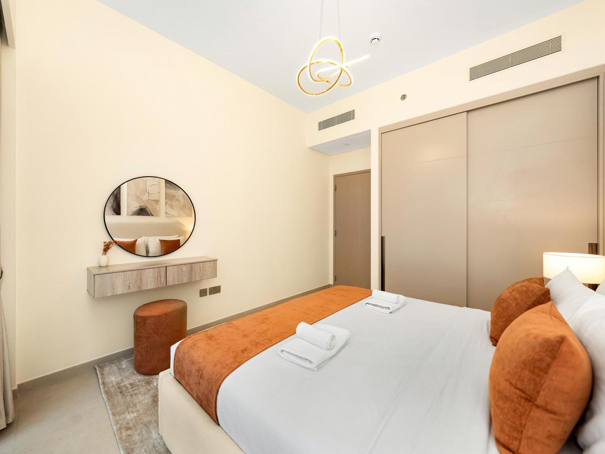 1br Downtown I Steps To Fountain & Mall Dubái