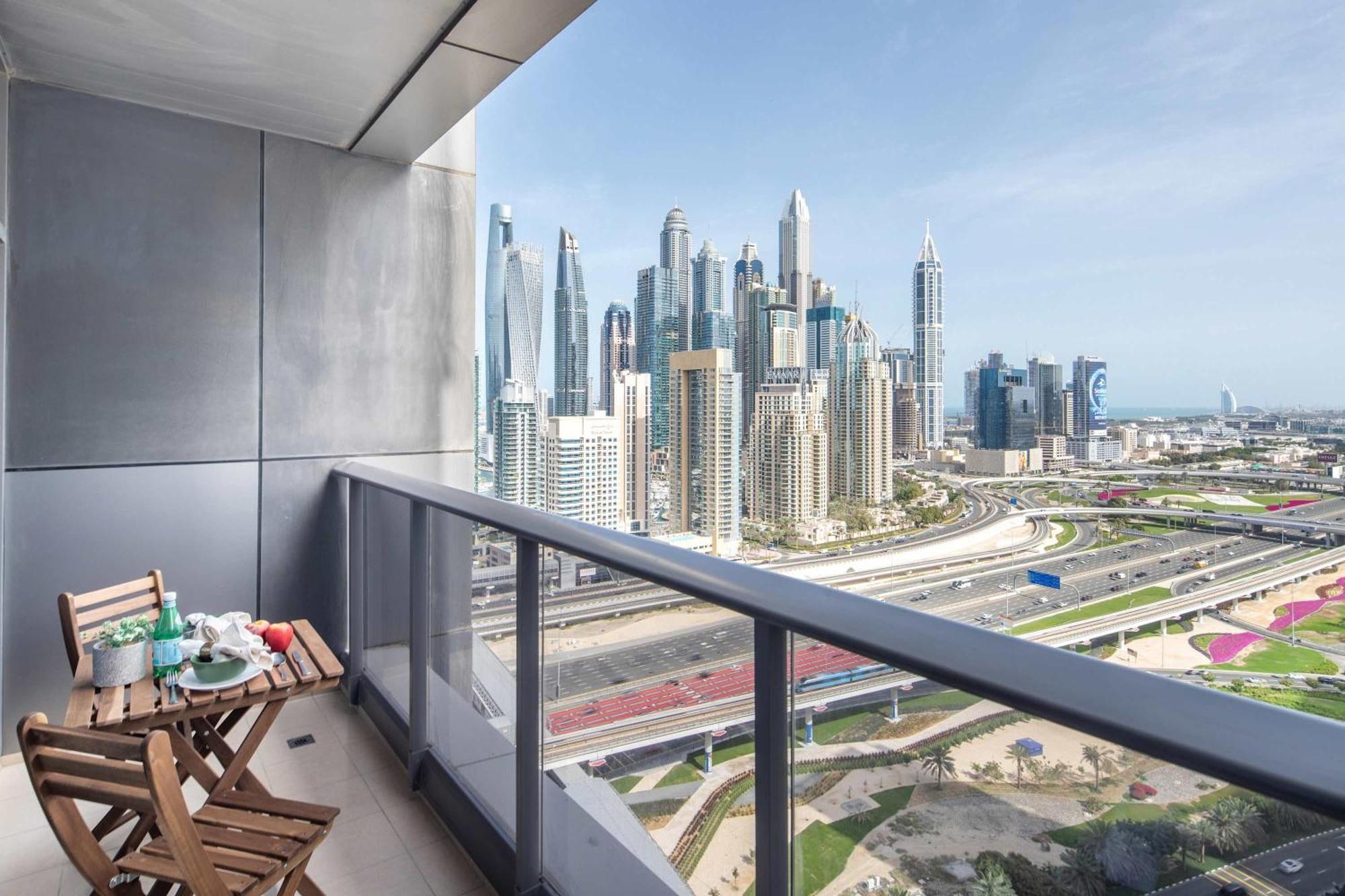 Appartement Frank Porter - Lakes Dubaï
