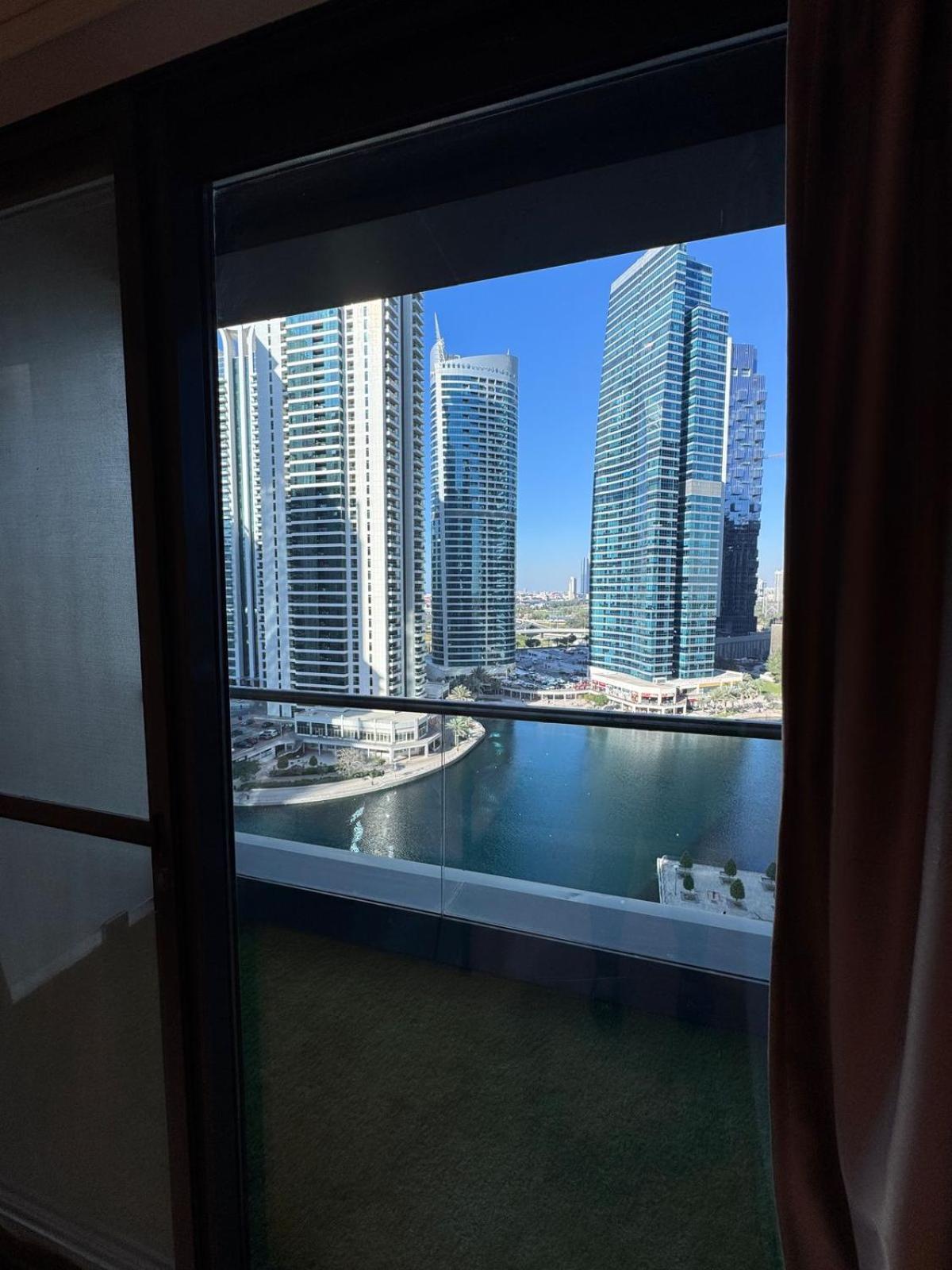Click - Jlt - 2 Bedroom & Balcony Lakes View Entire -ss Appartement *