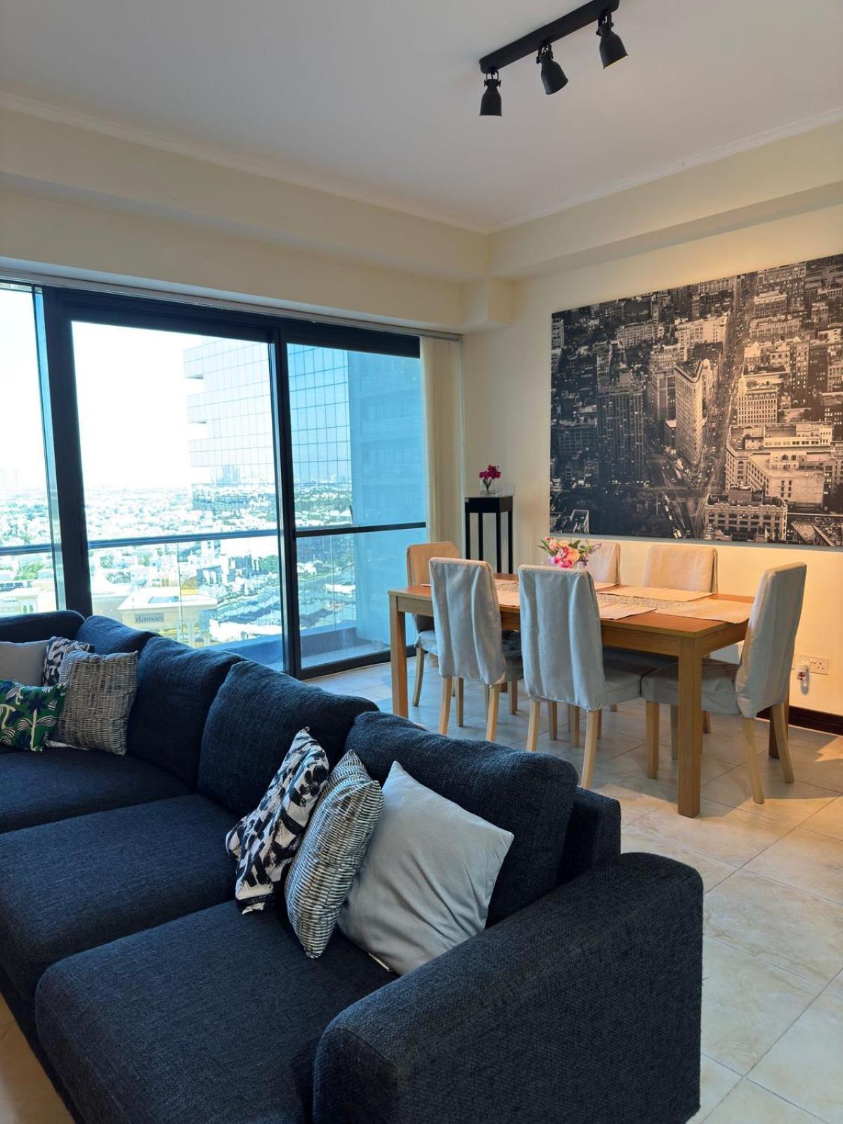 Click - Jlt - 2 Bedroom & Balcony Lakes View Entire -ss Dubaï