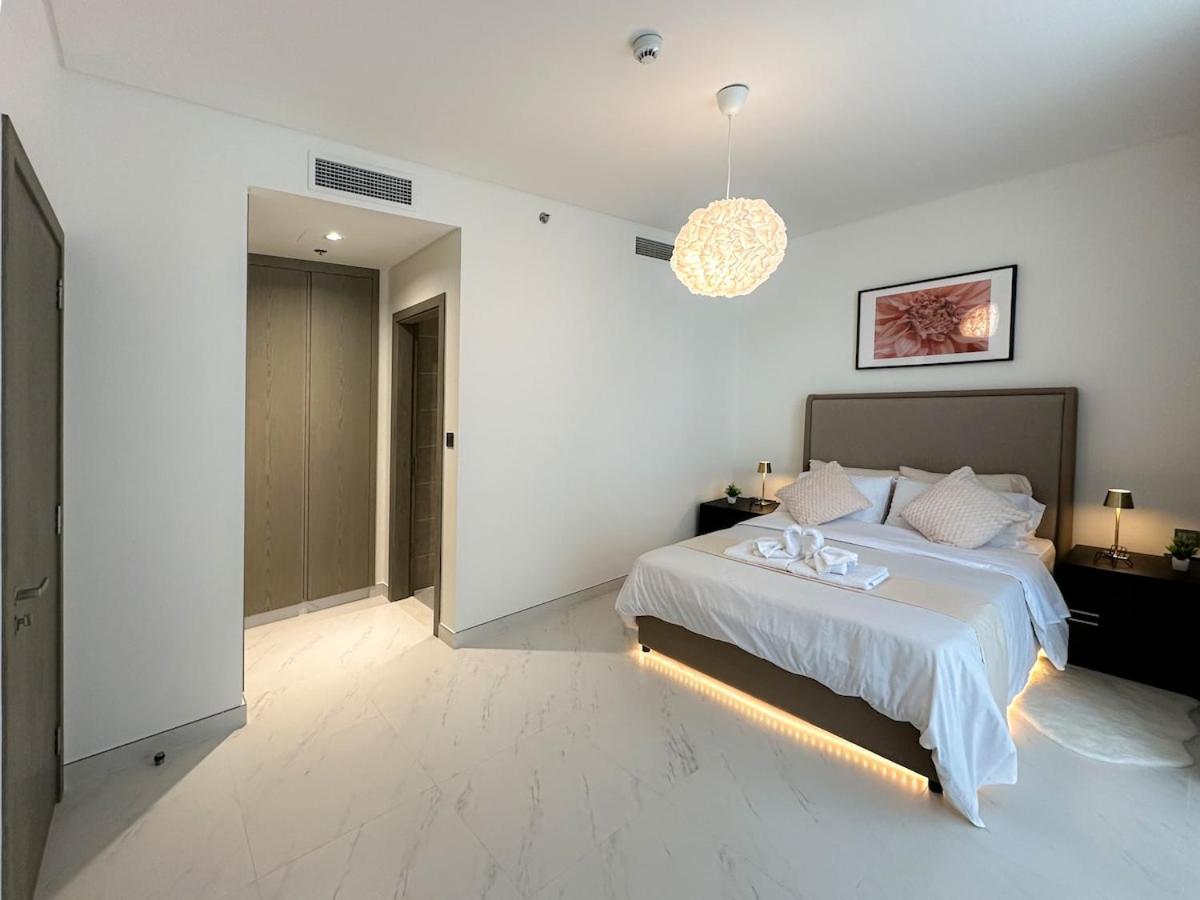 Appartement Luxury 1br With Aquatic View, District One *