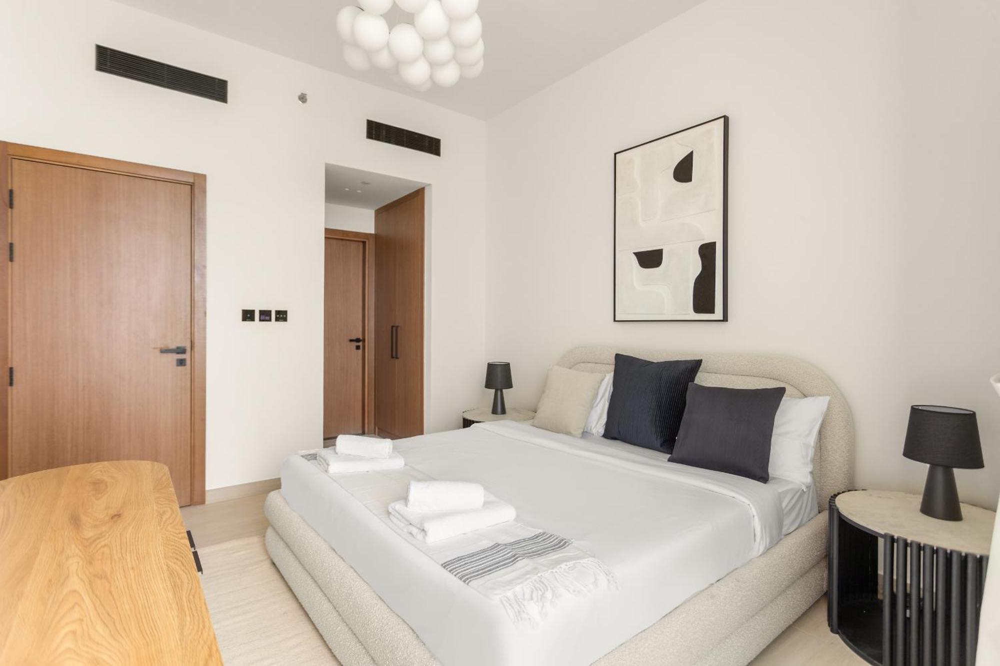 Vayk - Luxury 2 Bedrooms With Jacuzzi In Jvc * Dubaï