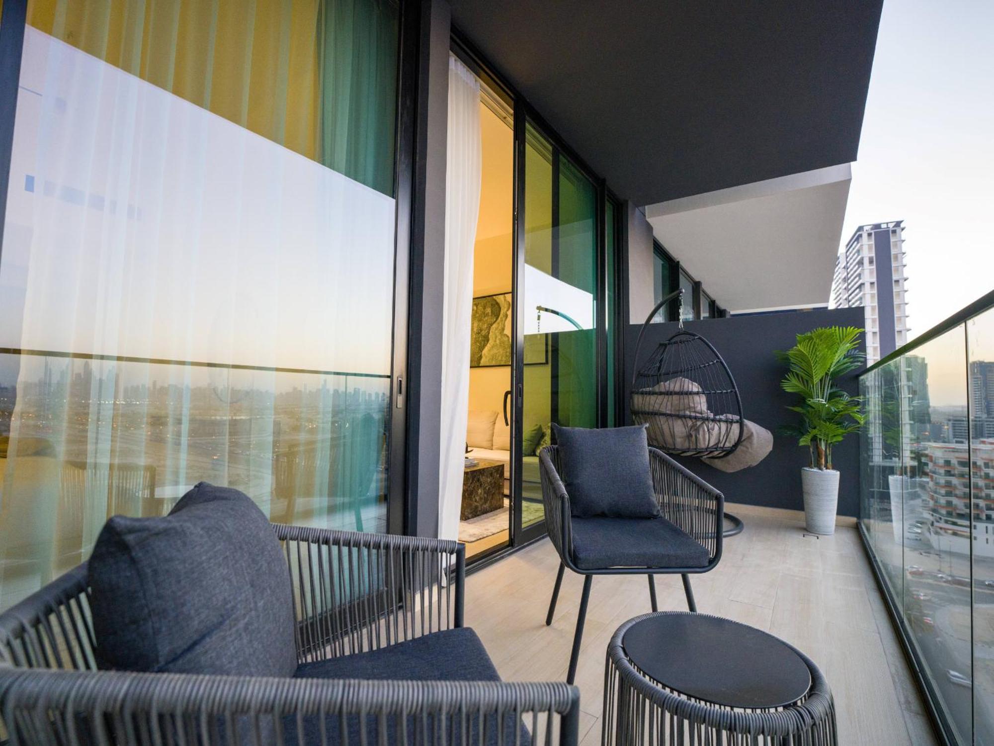 Easygo-serene 1bdr With Terrace Binghatti Corner Jvc Appartement *