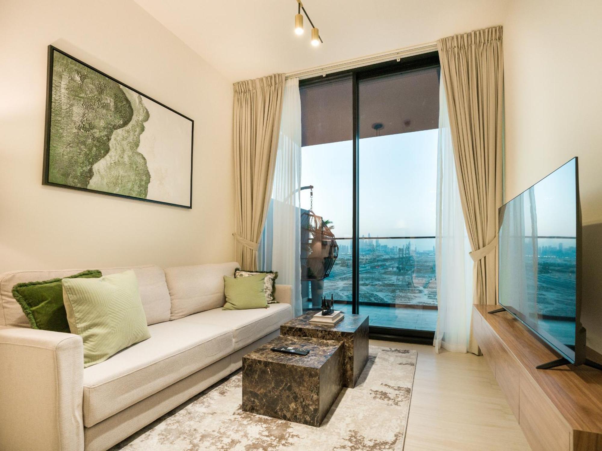 Easygo-serene 1bdr With Terrace Binghatti Corner Jvc Appartement