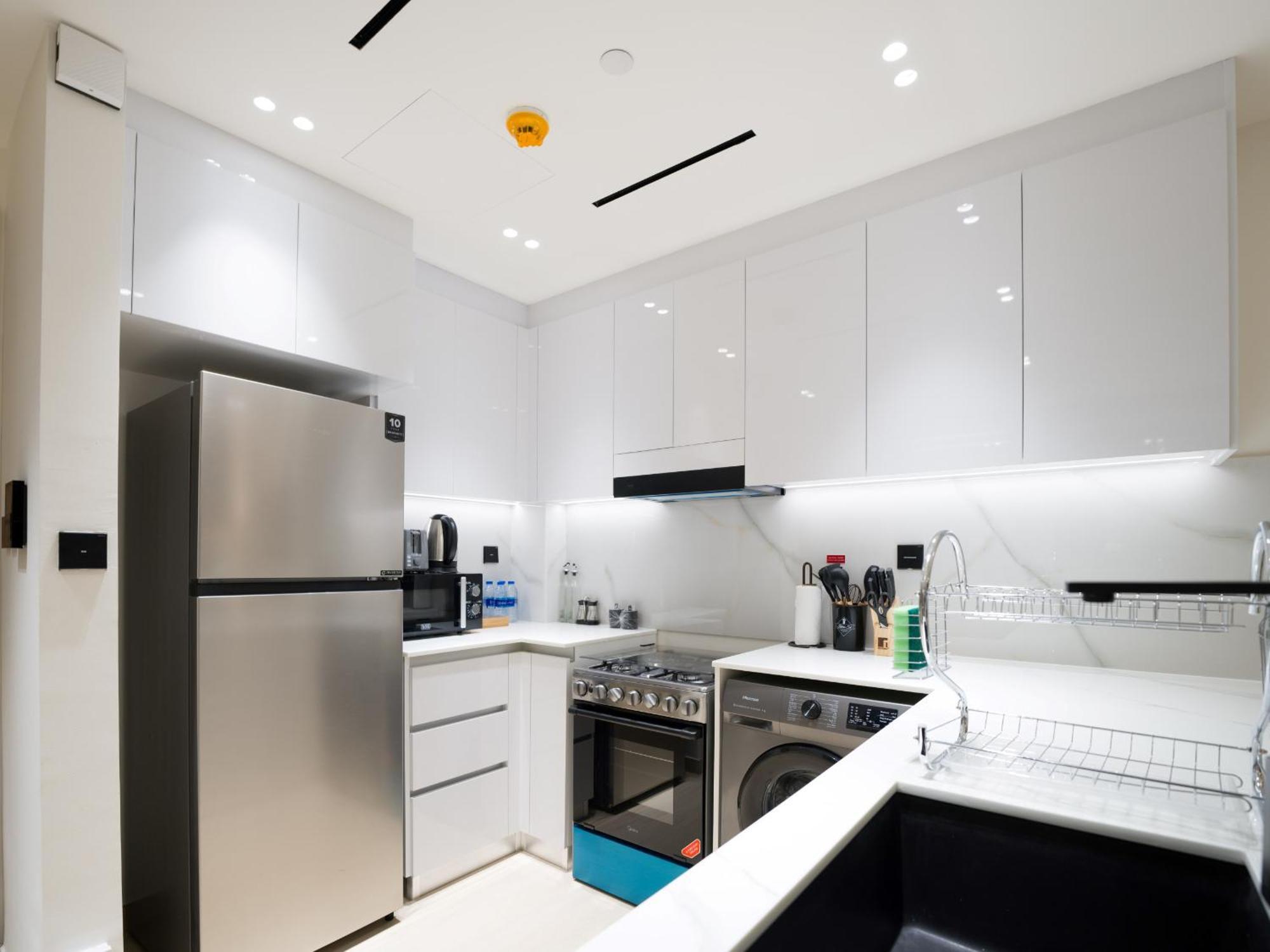 Easygo-serene 1bdr With Terrace Binghatti Corner Jvc Appartement Dubaï