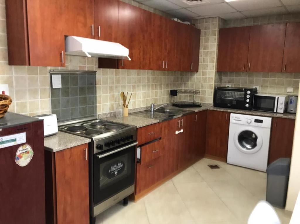 2bhk For Rent Furnished In Jlt With View 10min Walk Dmcc Metro Station Lejlighed