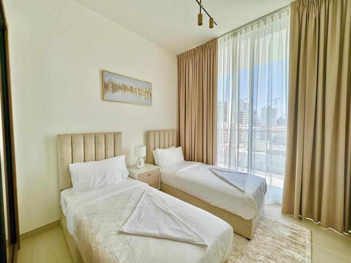Cozy Pool View 2br In Jvc Appartement Dubaï