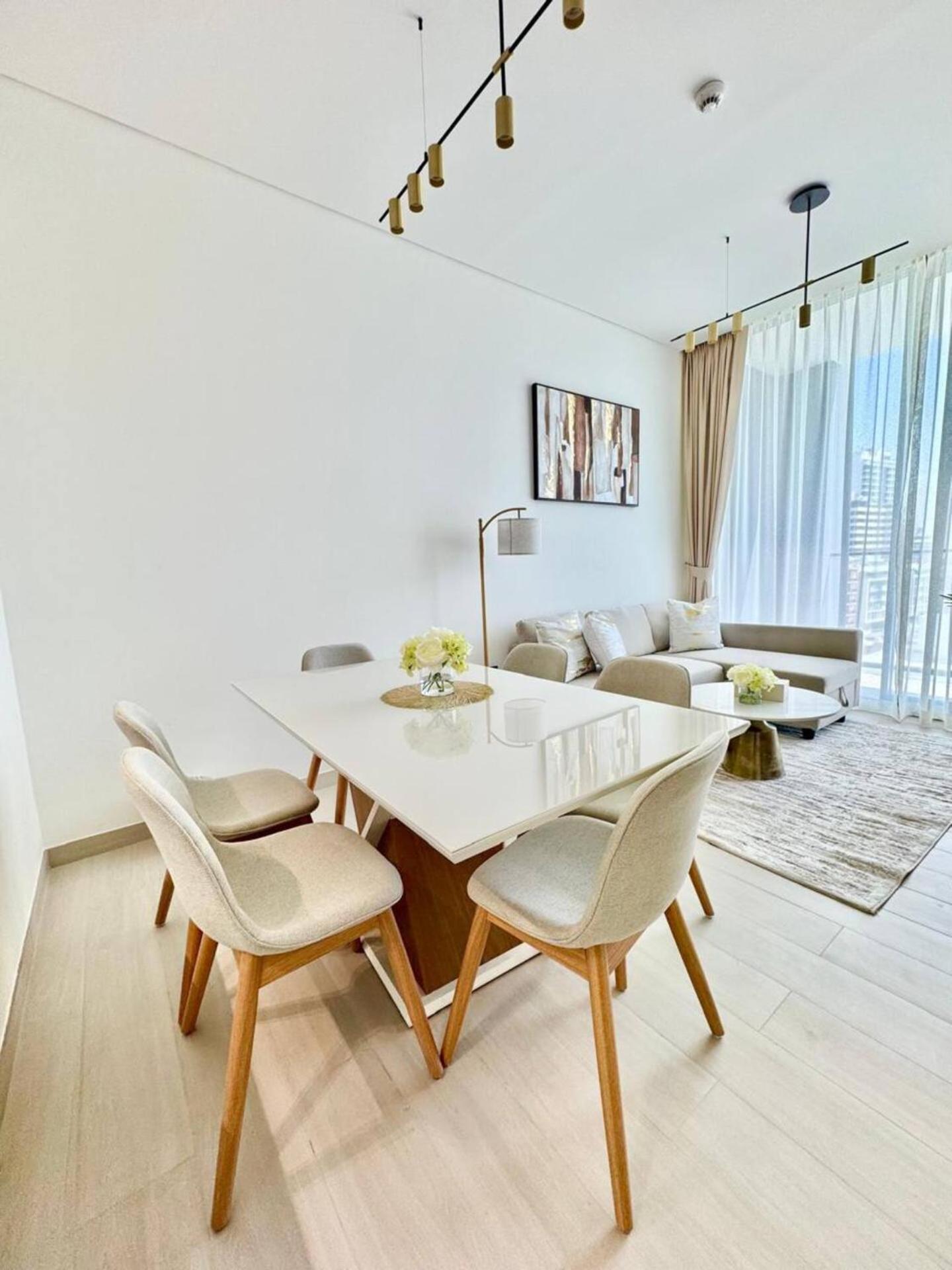 Cozy Pool View 2br In Jvc Appartement Dubaï