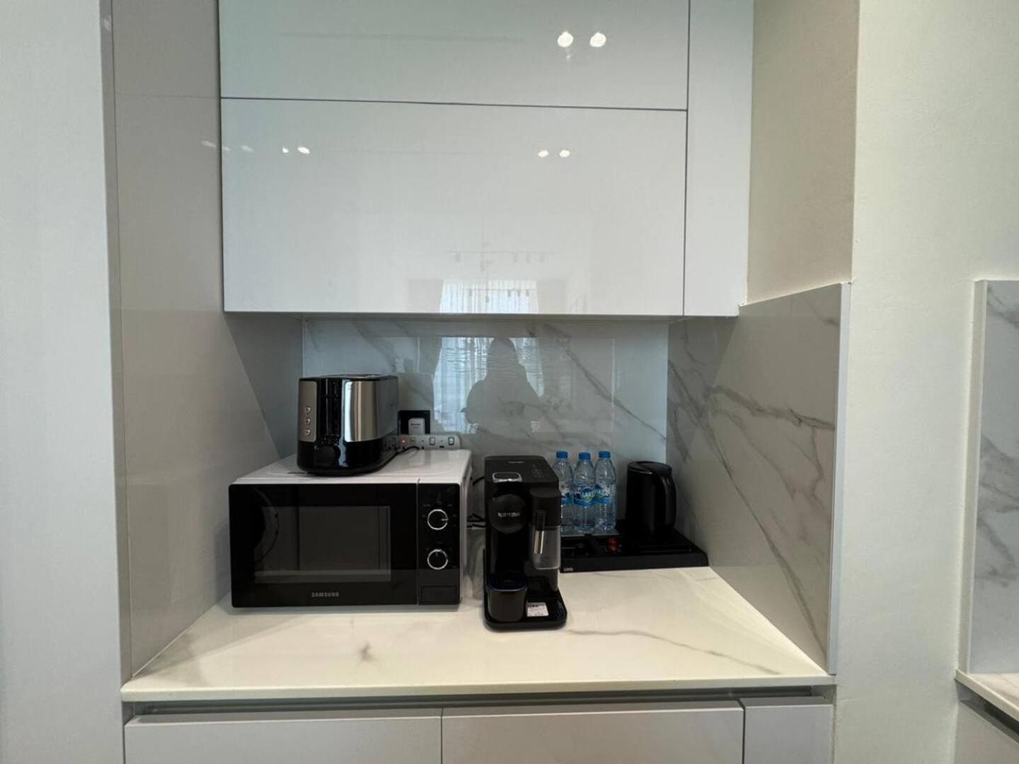 Appartement Cozy Pool View 2br In Jvc *