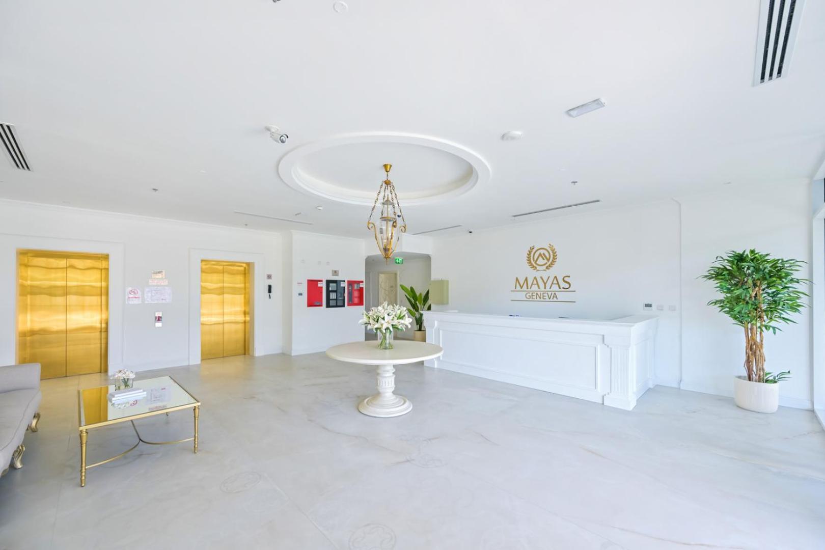 Livbnb - Homey 1b With Spacious Terrace In District 14, Jvc Appartement Dubaï