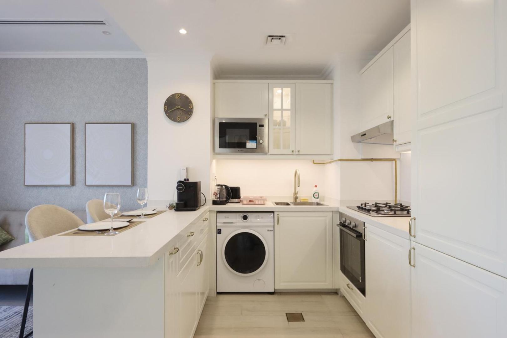Livbnb - Homey 1b With Spacious Terrace In District 14, Jvc Dubaï