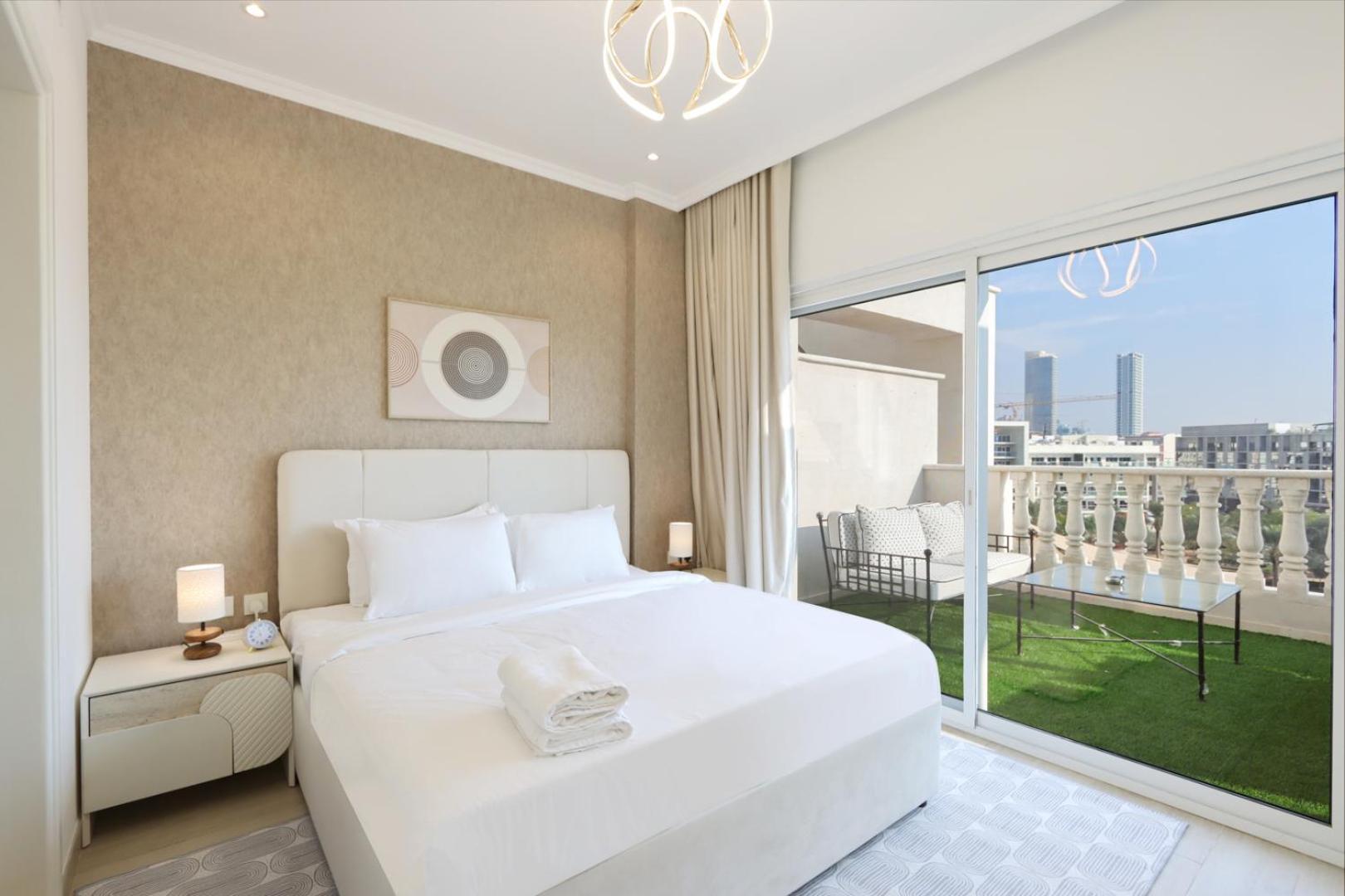 Livbnb - Homey 1b With Spacious Terrace In District 14, Jvc Appartement *