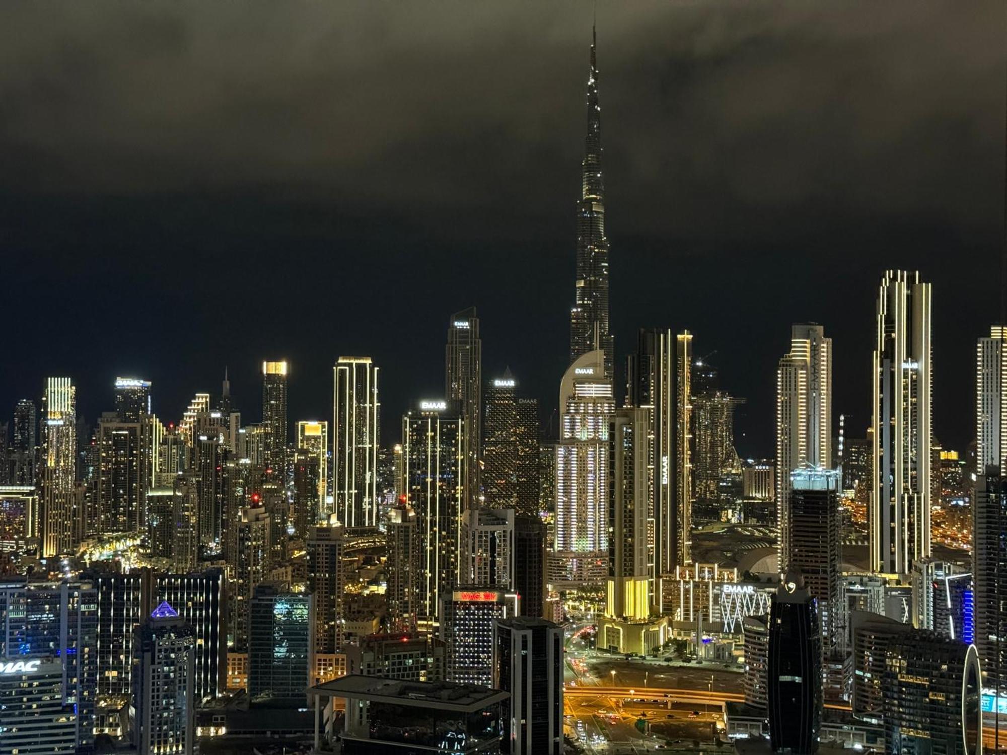 Royal By Damac Paramount Towers B Burj Khalifa Views Lejlighed Dubai