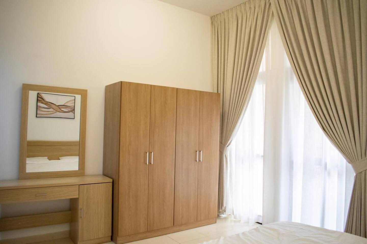 Your Silicon Oasis Escape-1bhk Dubaï