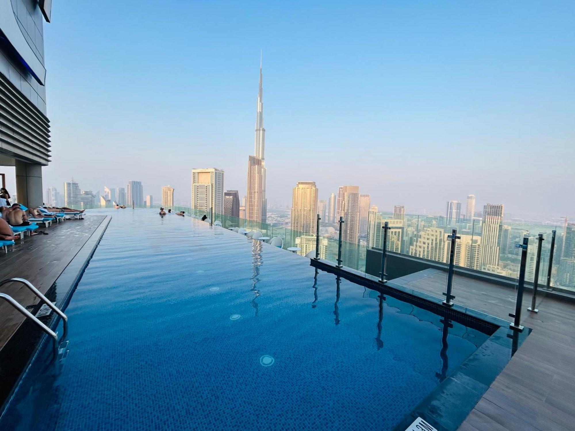 Unique 2br With Infinity Pool View On Burj Khalifa Appartement *