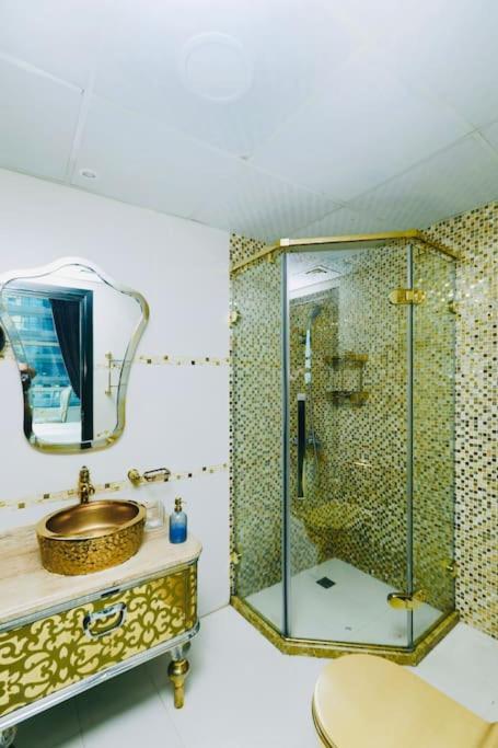 3 Bedroom Luxury Near Jbr Beach Dubai