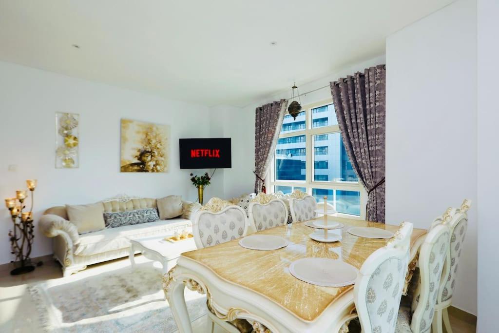 3 Bedroom Luxury Near Jbr Beach * Dubai