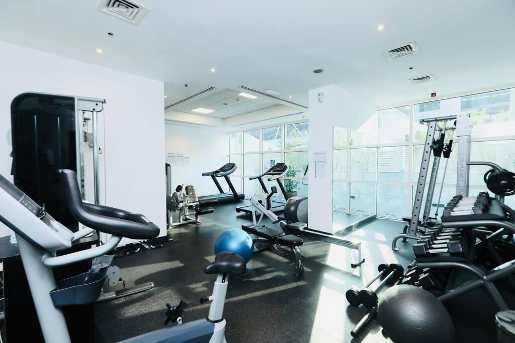 3 Bedroom Luxury Near Jbr Beach * Dubai